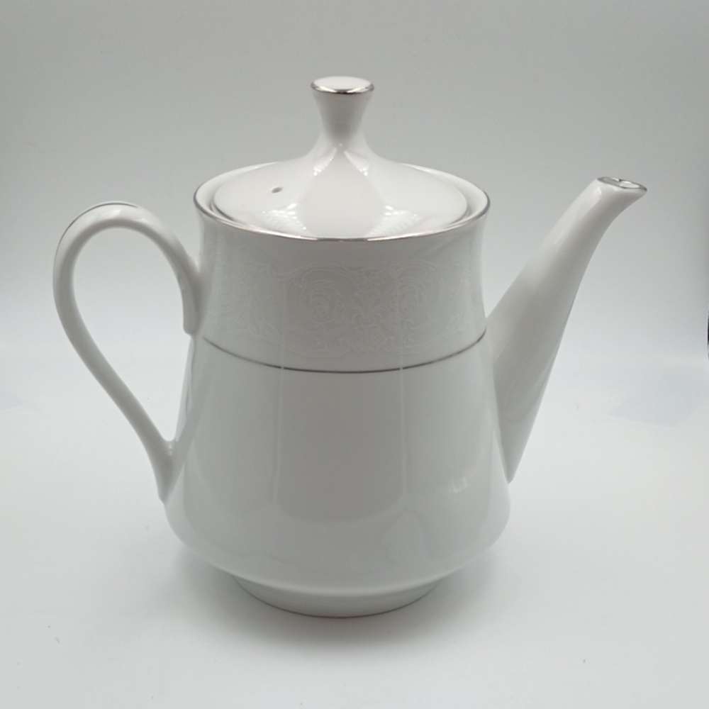 Teapot Server White Lace Silver Trim Southwicke Vintage Classic Neutral Elegant